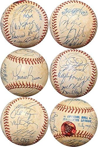 1997 Бейзбол екип на Янкис подписа договор с Дереком Джетером Риверой, Posada петтиттом auto PSA - Бейзболни топки с автографи