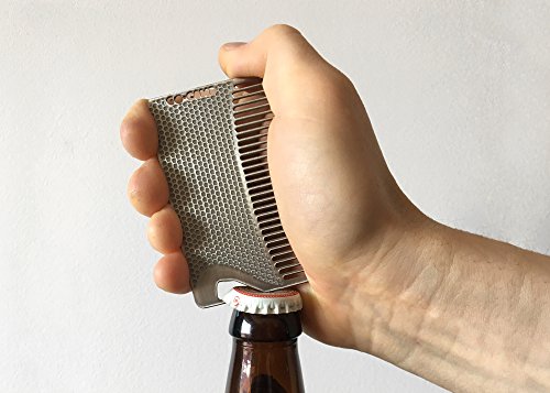 Гребен Go - Метална мъжки гребен с размер на портфейл + отварачка за бутилки - Тънка имат гребен за коса и брадата - Гребен за кредитни карти - матово черен